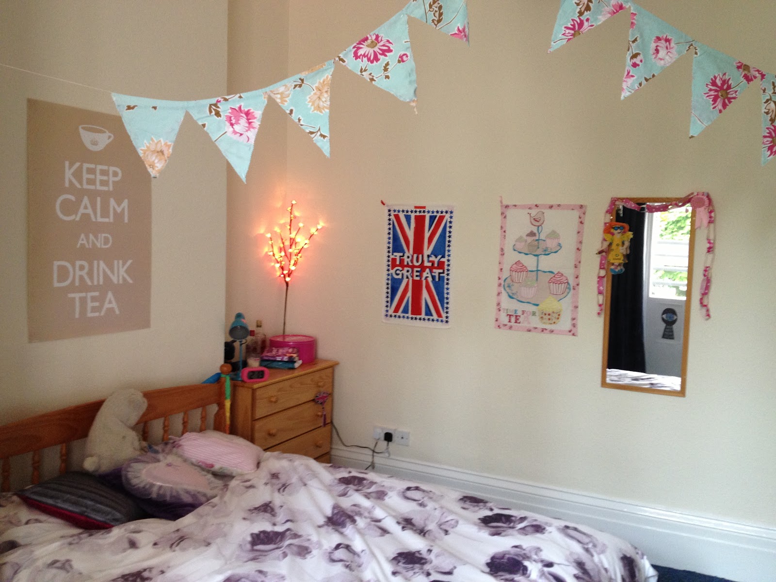 The twenty best ways to decorate your student room at uni 