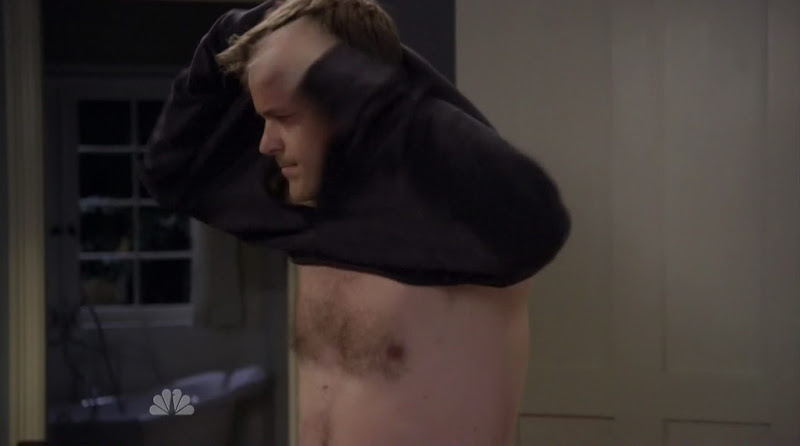 Kyle Bornheimer Shirtless on Perfect Couples s1e01