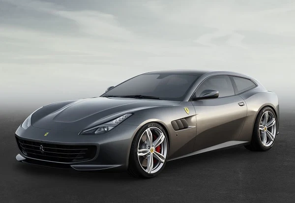 Ferrari GTC4Lusso