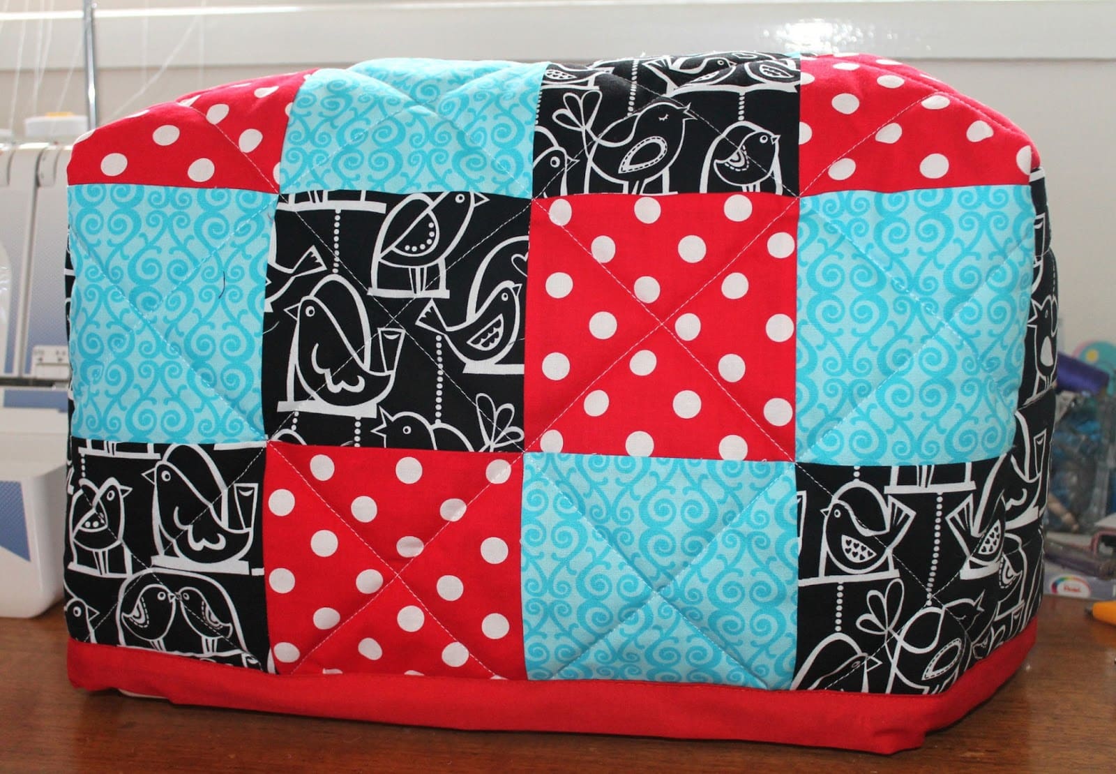 Quilted Sewing Machine Cover Tutorial