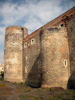 Italia. Italy. Italie. Sicilia. Sicily. Sicile. Catania. Catane. Castillo. Castello. Ursino