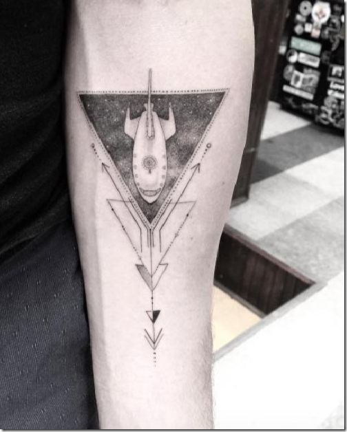 esta_peculiar_nave_espacial