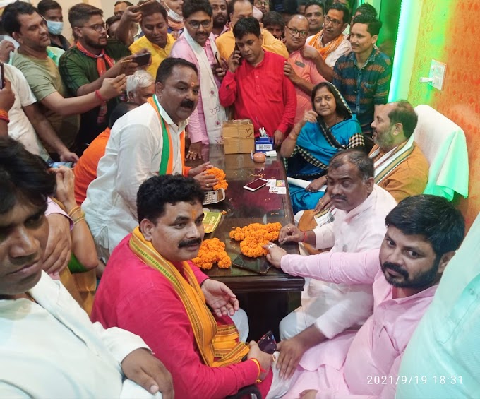 मुख्यमंत्री योगी आदित्यनाथ जनसभा में विचारों को सुनने के लिए राज्यसभा सांसद ने लोगों से की अपील