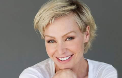 Portia De Rossi Beautiful Dp Images for whatsapp, Instagram, Pinterest, Facebook