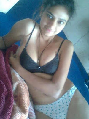 Smut India - Indian Sex - Indian Babes - Indian Girls - Indian MMS