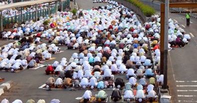 Hukum Shalat Idul Fitri Tanggal 2 Syawal - Risalah Islam