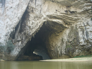 Puong Cave, Bac Kan
