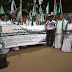 திருச்சி மாவட்ட ஆட்சியர் அலுவலகம் முன்பு தமிழக விவசாயிகள் சங்கம்(கட்சி சார்பற்றது) சார்பில் விவசாயிகள் குறைதீர்ப்பு கூட்டம் இணையவழியில் நடத்தப்படுவதை கண்டித்து ஆர்ப்பாட்டம் நடைபெற்றது .