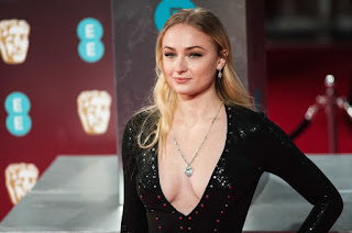 Sophie Turner Hot Cleavage Pictures