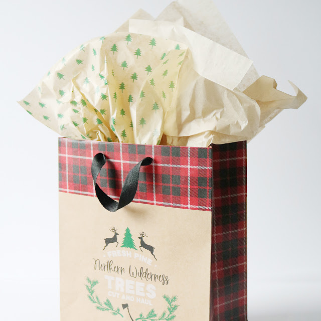 Holiday Gift Wrapping Inspiration - Tissue paper is the finishing touch! | creativebag.com