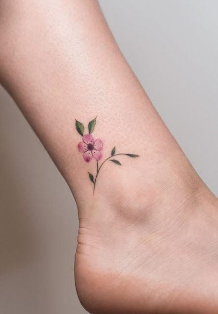 tatuagens de flores para as meninas