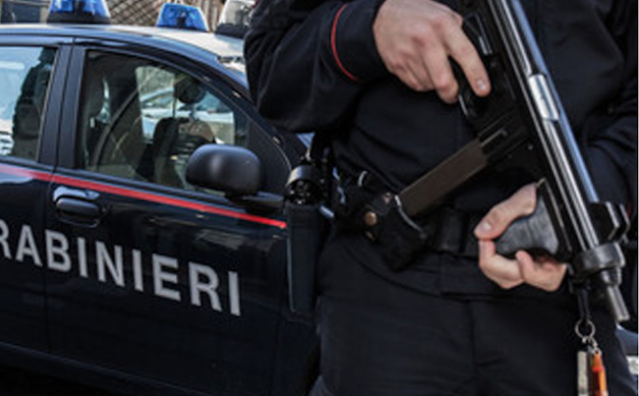 Camorra a Napoli, blitz nel rione 167 di Arzano: 27 arresti