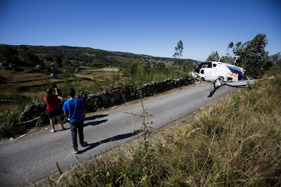 Acidente - Helicoptero cai em Ponte de Lima