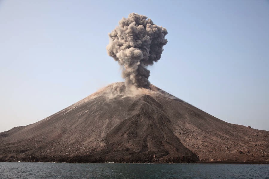 10 Most Destructive Volcano Eruption In History