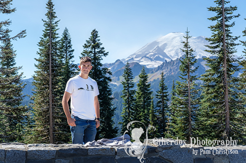 Professional high school senior portraits at Mount Rainier