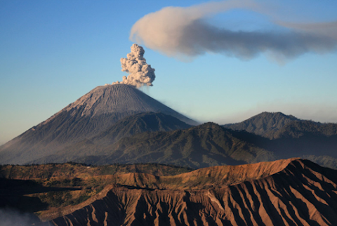 11 Gunung Tertinggi di Jawa Timur