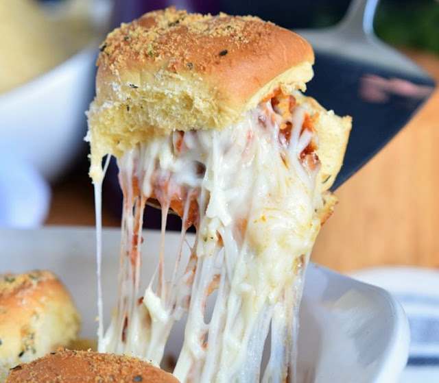 Easy Meatball Sliders #dinner #appetizer