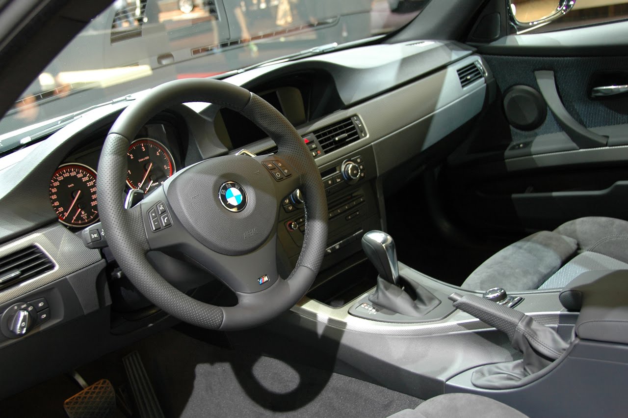 2010 BMW ActiveHybrid 5 INTERIOR