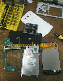 cara bongkar samsung galaxy grand 2 duos SM-G7102