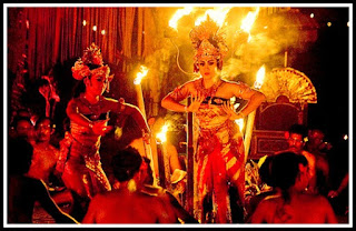  tetapi dalam pengertian yang lebih luas Jenis-Jenis Teater Tradisional Di Indonesia