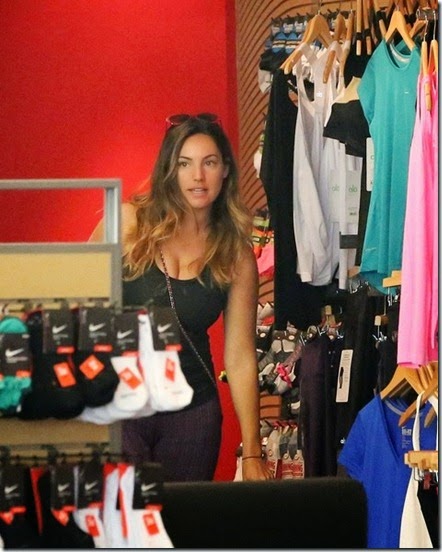 kelly_brook_leaving_the_gym_in_west_hollywood_71414_gwAh74pg_sized