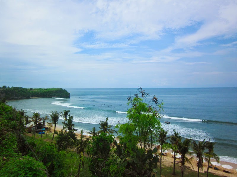 Tempat Wisata Pantai Balangan Badung