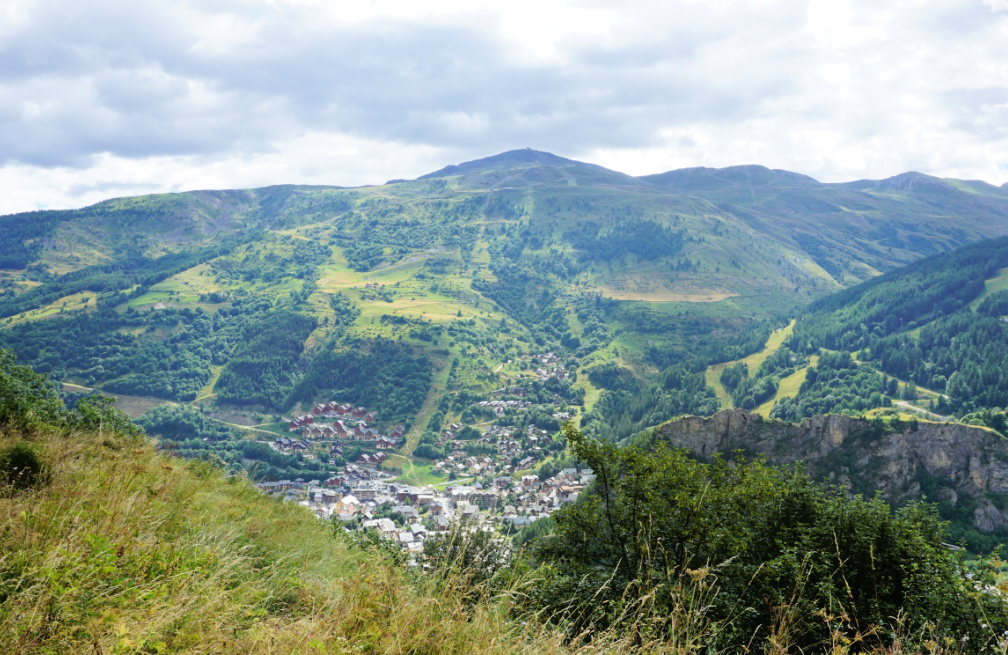 Valloire seen from trail