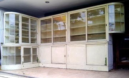 STUDIO ANTIQUE LEMARI  TOKO SET SUDUT  ISI  3 BENTUK L 