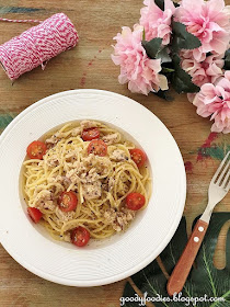 Tuna Pasta with Cherry Tomatoes recipe