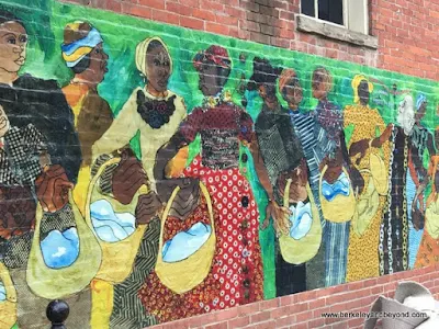 colorful street mural in Columbus, Ohio