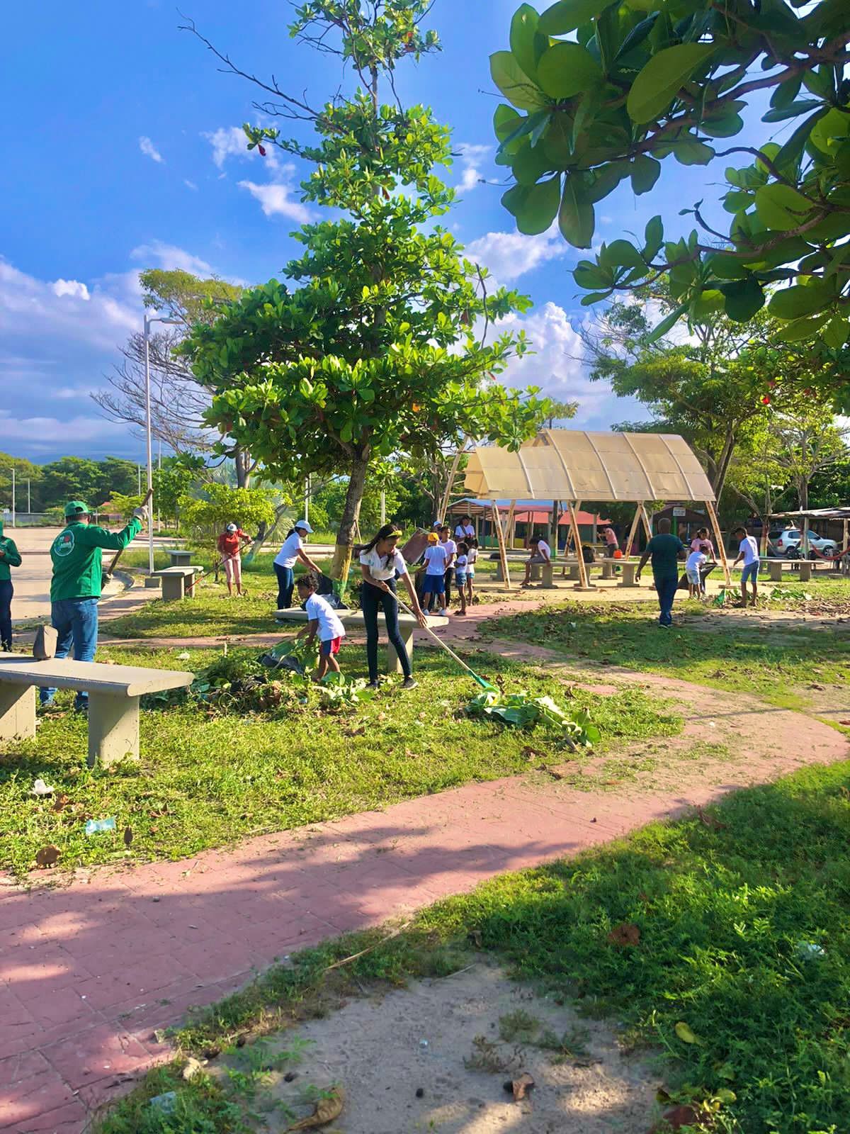 https://www.notasrosas.com/ 'Por una Dibulla Limpia... Por una Dibulla Segura', trabaja la Oficina Local de Turismo