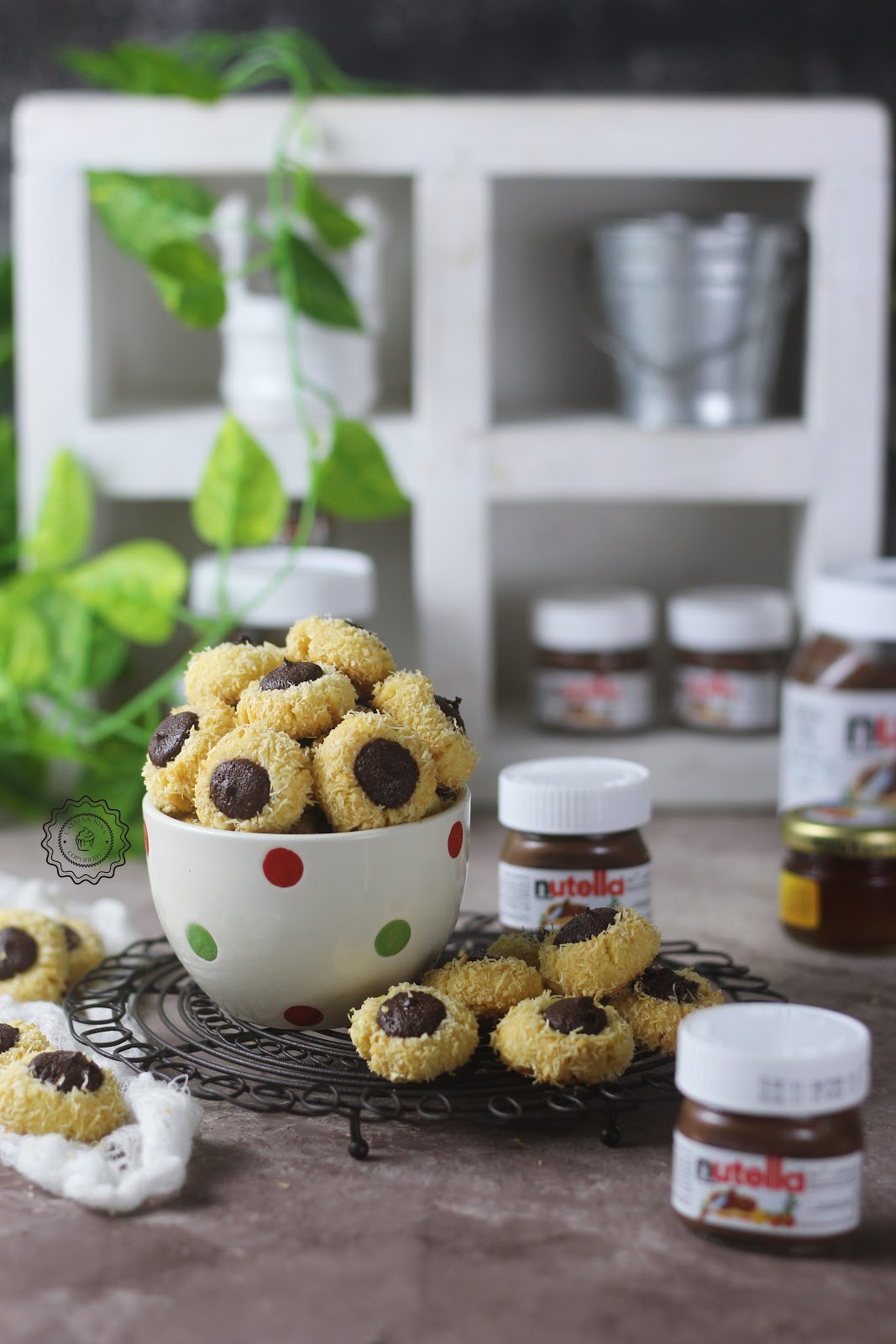 COCONUT NUTELLA THUMPRINT COOKIES  Catatan-Nina