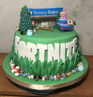 tarta o pastel para fiesta de Fortnite 10