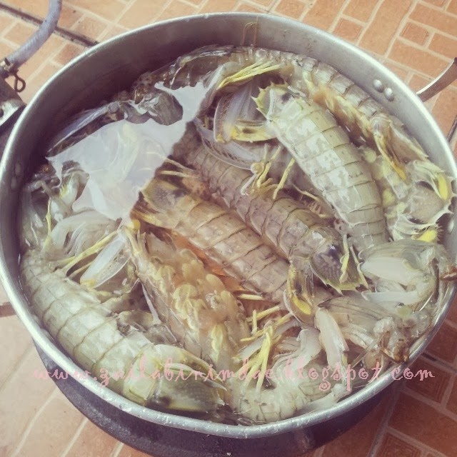 Diari Mekla Seorang WAHM: Makan-Makan Di Kuala Selangor