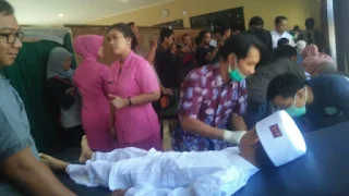 73 Anak Ikuti Sunatan Massal Yang Di Gelar Polres Cirebon