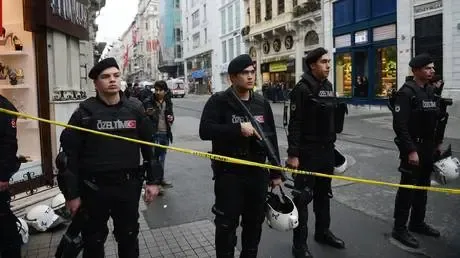 فيديوهات: انفجار في وسط اسطنبول وسقوط ما لا يقل عن 4 قتلى و 11 جرحى