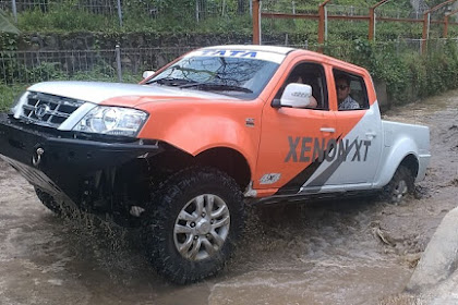Mobil Double Cabin Paling Irit Surakarta