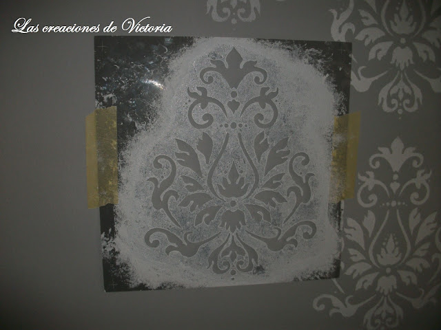 Las creaciones de Victoria. Stencil en dormitorio 