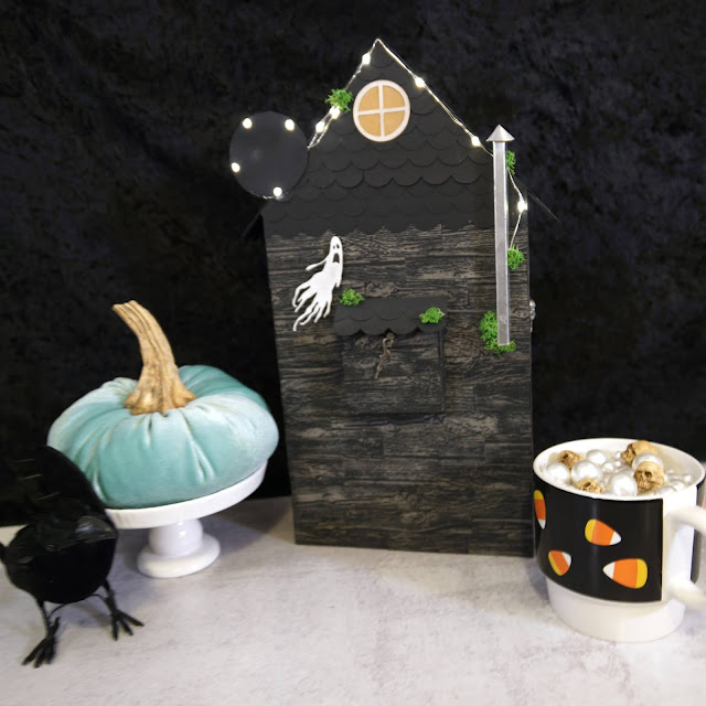 The Witches Cottage: A Tim Holtz Halloween Mixed Media Make