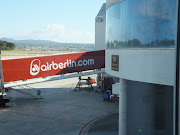 Longitud latitud a l'aeroport de Palma. Arribant a Palma . A l'aeroport . (longitid latitud aeroport palma )