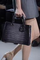 Тъмносива чанта крокодилска кожа, дизайн Christian Dior
