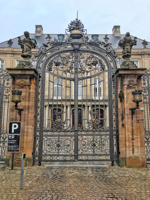 cast and wrought iron gates