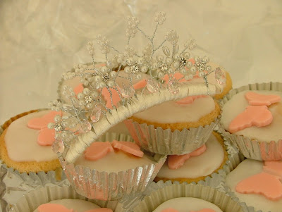 I made all the hair pieces for the bridesmaids both the Mum's and my tiara