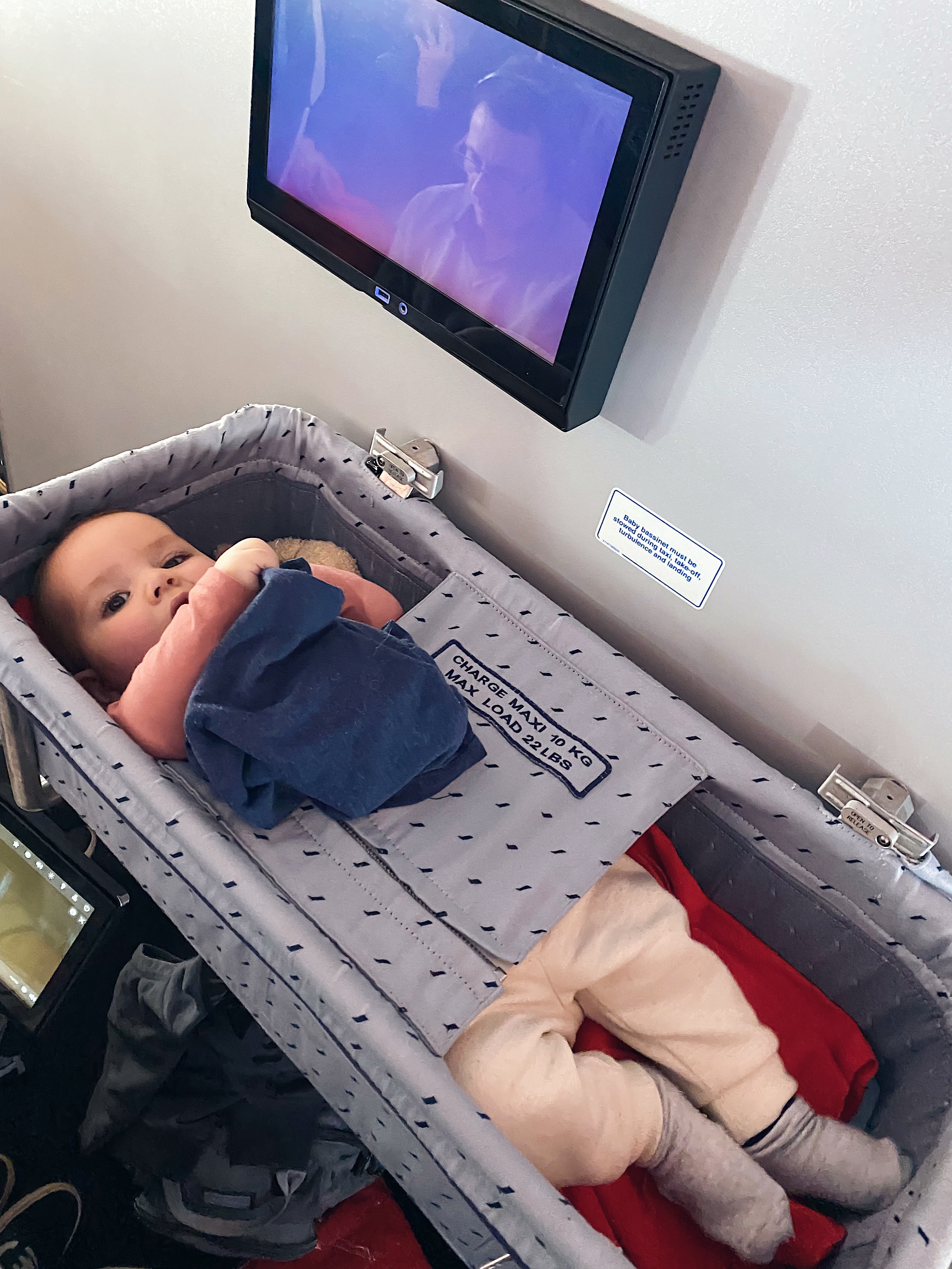 En avion avec bébé