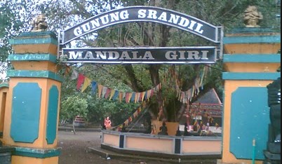 gunung-srandil-angker