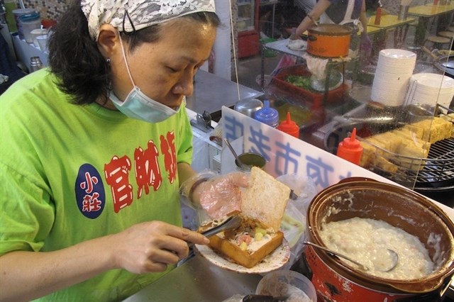 Gua Cai Ban - bánh mì quan tài Taiwan