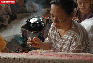 Batik Tulis Garut Indonesia