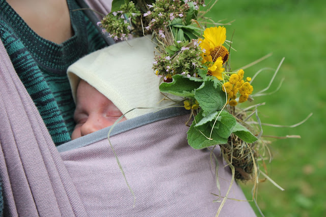 Tragetuch Tragehilfe Trageberatung Trageberaterin Didymos Girasol Hoppediz Manduca Ergobaby Tragezubehör Trageberaterin Kokadi Dolcino MySol Bondolino Boba Emeibaby