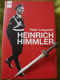 Portada del libro Heinrich Himmler. Biografía, de Peter Longerich