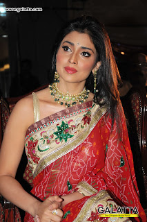 Shriya Saran Photos at the launch of Wedding Vows Magazine